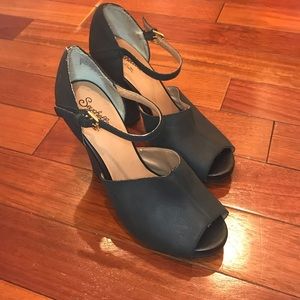 Seychelles black heels